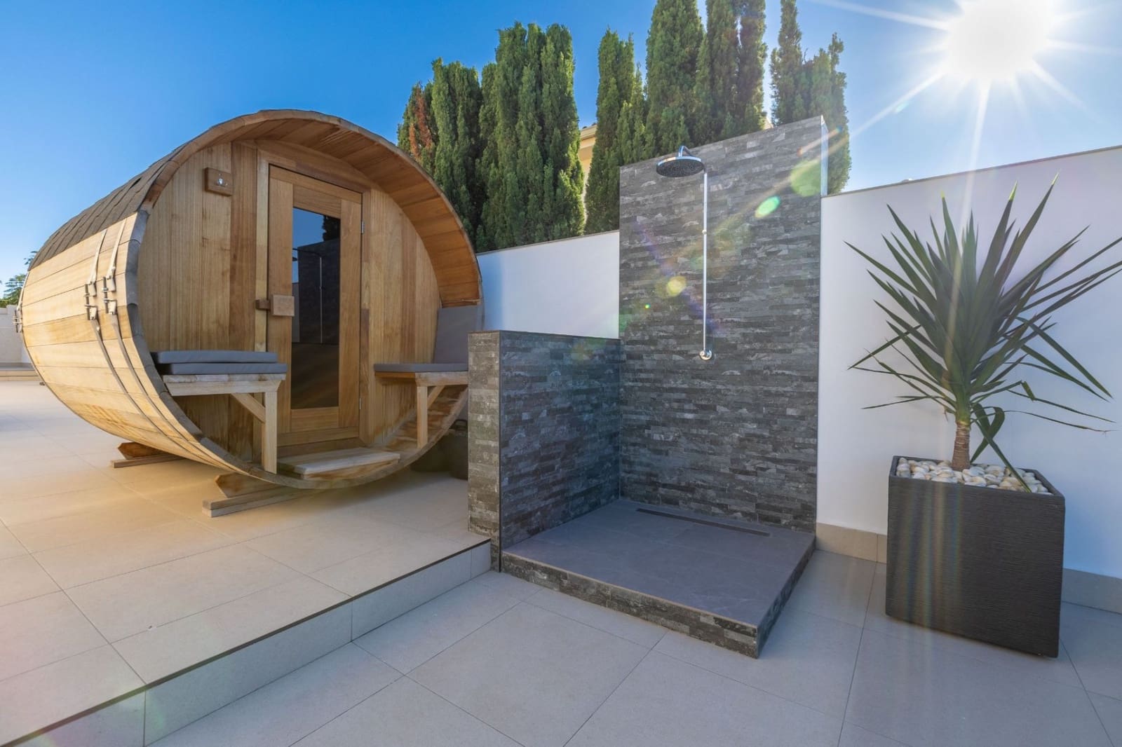 5 bedroom Villa for sale in Benijofar with pool - € 495,000 (Ref: 9463880)