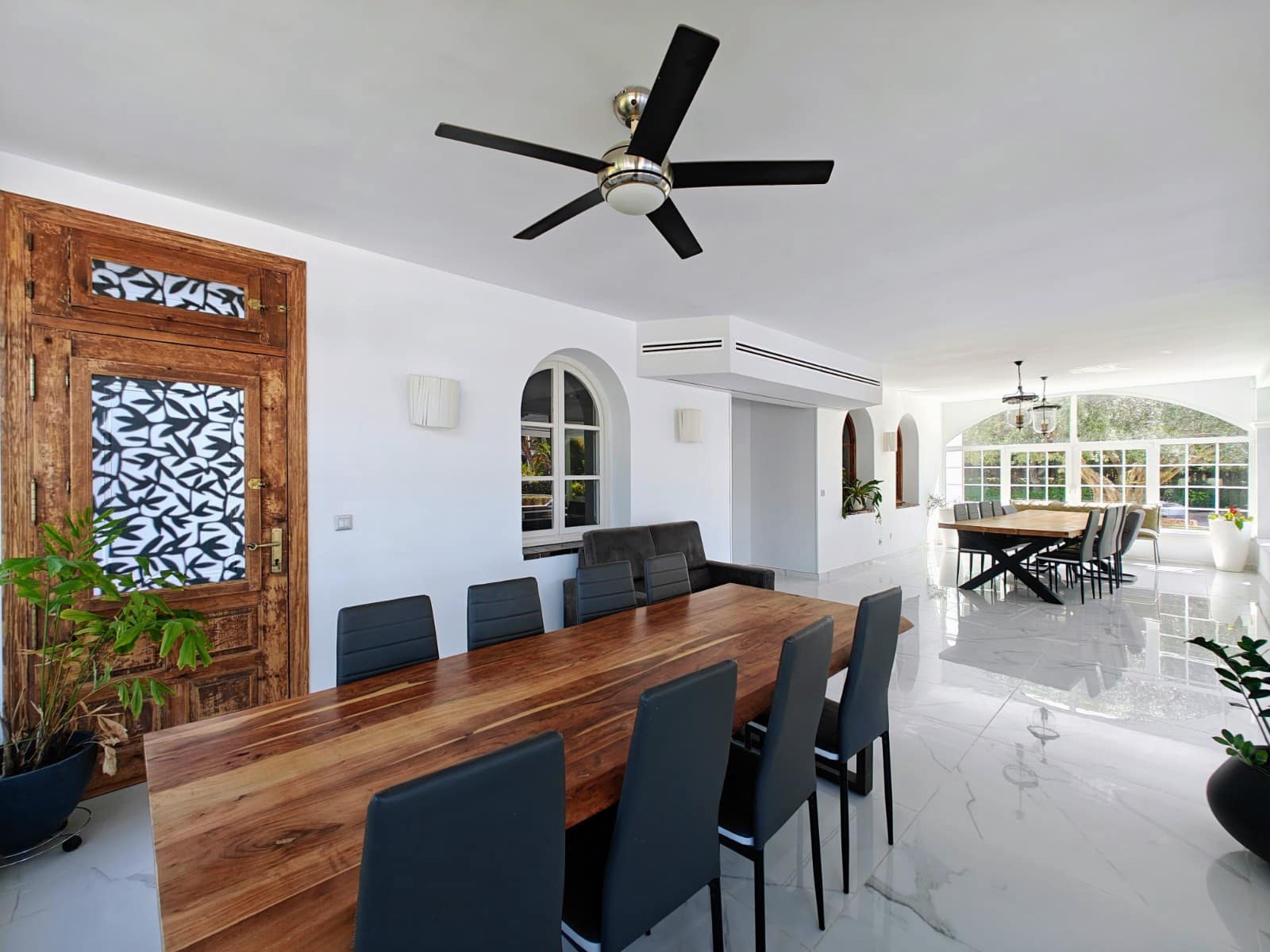 6 Zimmer Villa zu verkaufen in Elche / Elx mit Pool Garage - 1.250.000 € (Ref: 9463881)