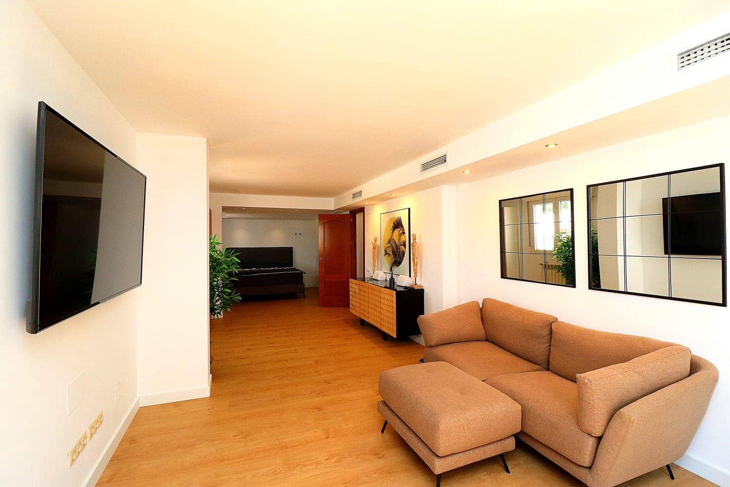 5 bedroom Villa for sale in Campoamor with pool garage - € 1,300,000 (Ref: 9463882)