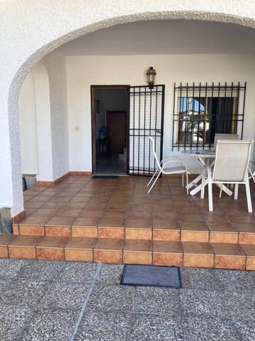 4 soverom Villa til salgs i Cabo Roig, Orihuela med svømmebasseng garasje - € 950 000 (Ref: 9463883)