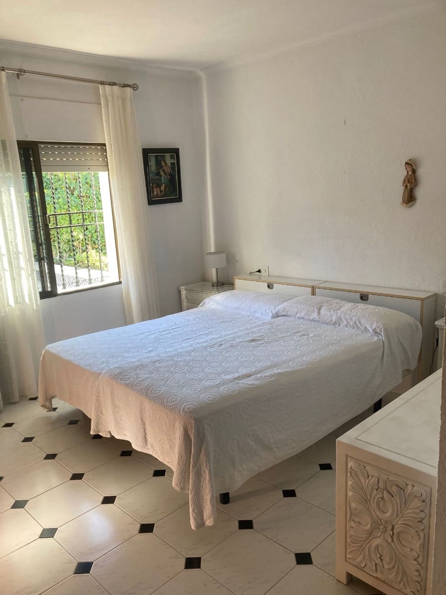 4 soverom Villa til salgs i Cabo Roig med svømmebasseng garasje - € 950 000 (Ref: 9463883)