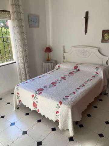 4 soverom Villa til salgs i Cabo Roig, Orihuela med svømmebasseng garasje - € 950 000 (Ref: 9463883)