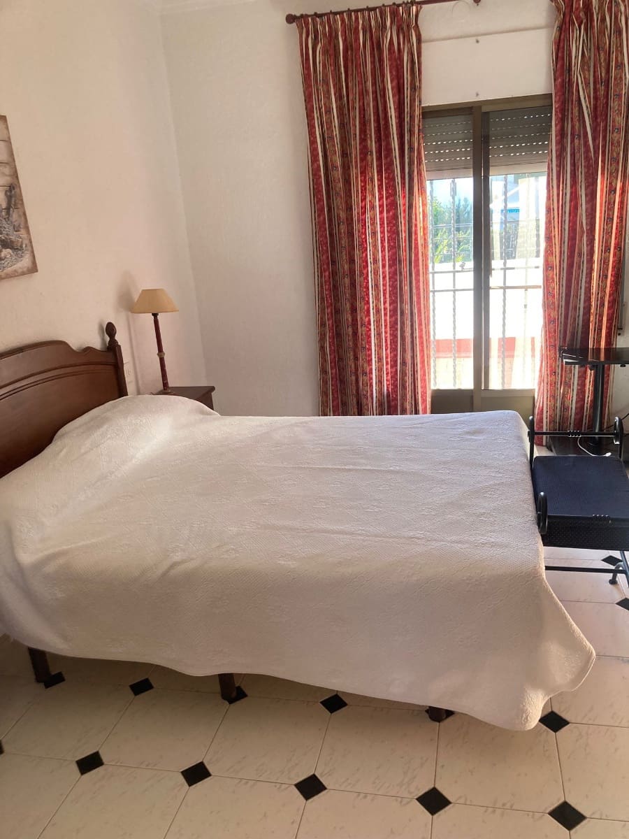 4 soverom Villa til salgs i Cabo Roig med svømmebasseng garasje - € 950 000 (Ref: 9463883)