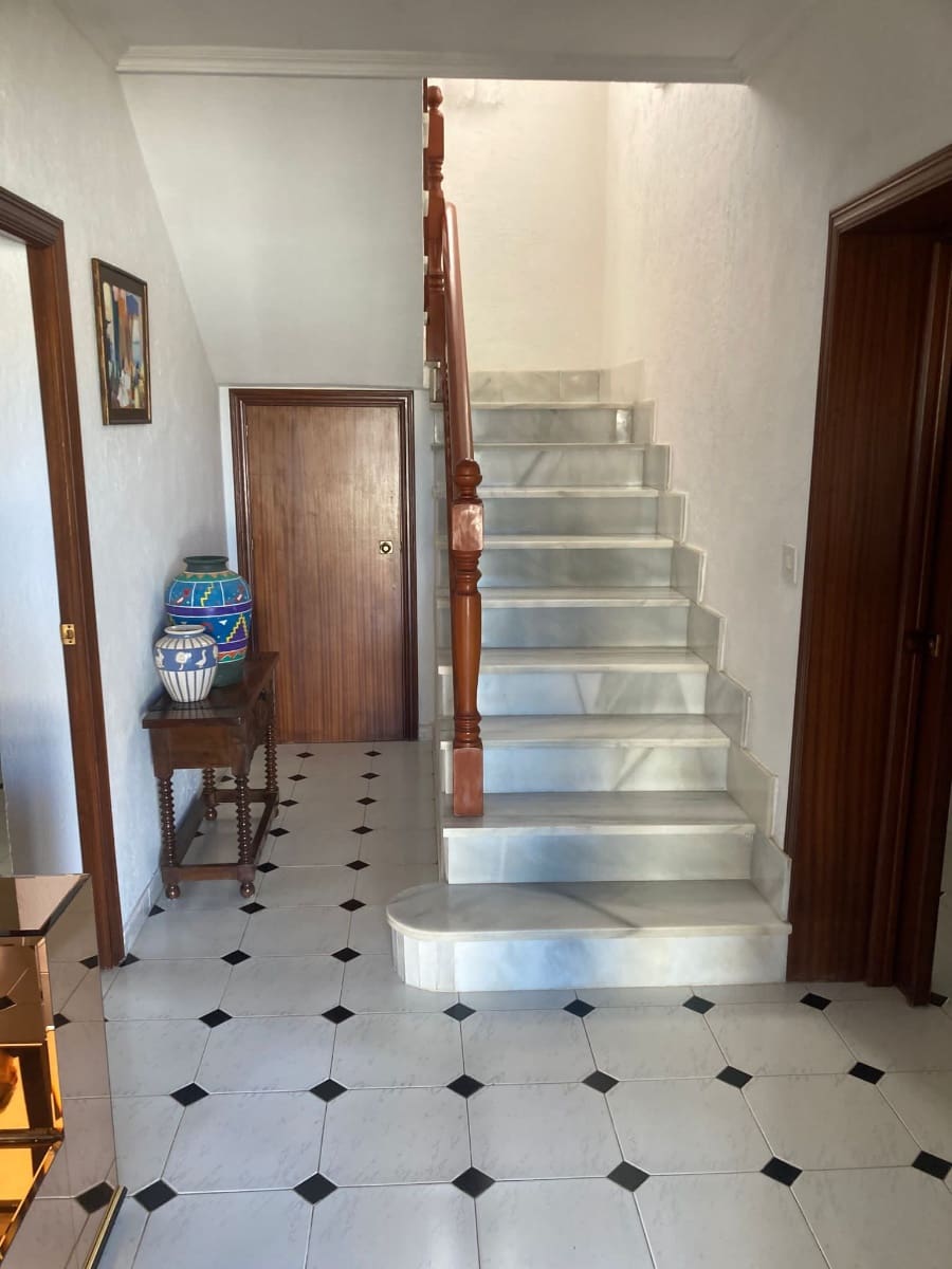 4 soverom Villa til salgs i Cabo Roig med svømmebasseng garasje - € 950 000 (Ref: 9463883)