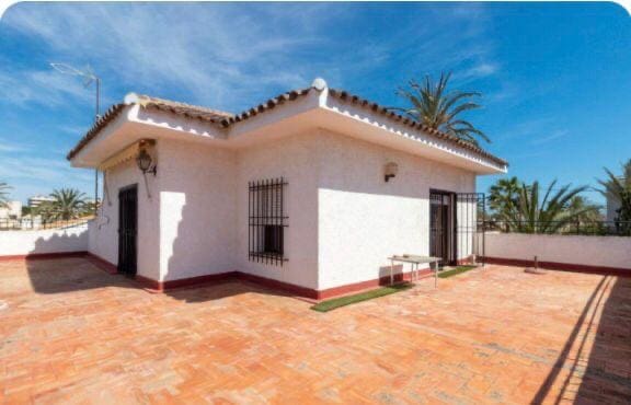 4 soverom Villa til salgs i Cabo Roig med svømmebasseng garasje - € 950 000 (Ref: 9463883)