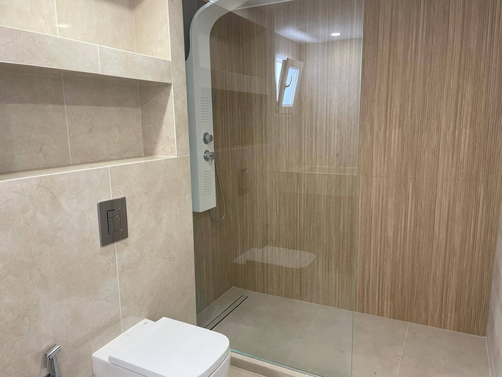 5 quarto Moradia para venda em Los Balcones com piscina garagem - 1 150 000 € (Ref: 9463884)