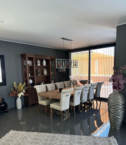 7 makuuhuone Huvila myytävänä paikassa San Fulgencio mukana uima-altaan 
autotalli - 1 090 000 € (Ref: 9463886)