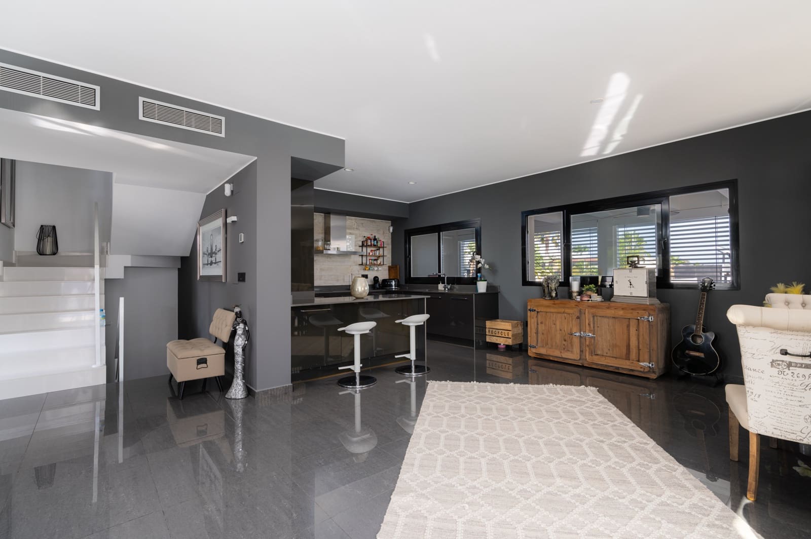 7 makuuhuone Huvila myytävänä paikassa San Fulgencio mukana uima-altaan 
autotalli - 1 090 000 € (Ref: 9463886)