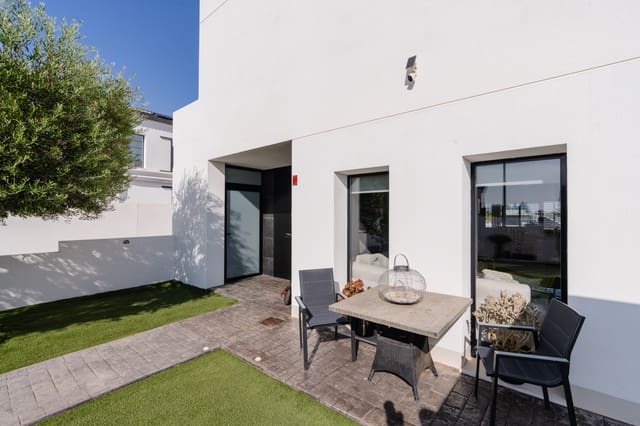 7 makuuhuone Huvila myytävänä paikassa San Fulgencio mukana uima-altaan 
autotalli - 1 090 000 € (Ref: 9463886)