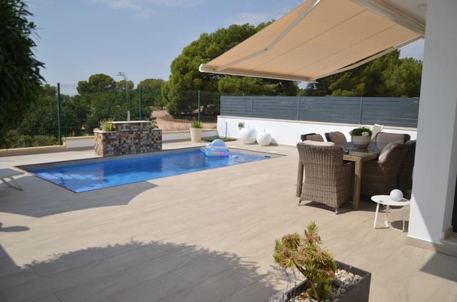 3 Zimmer Villa zu verkaufen in Pinar de Campoverde, Pilar de la Horadada mit Pool - 499.000 € (Ref: 9463887)