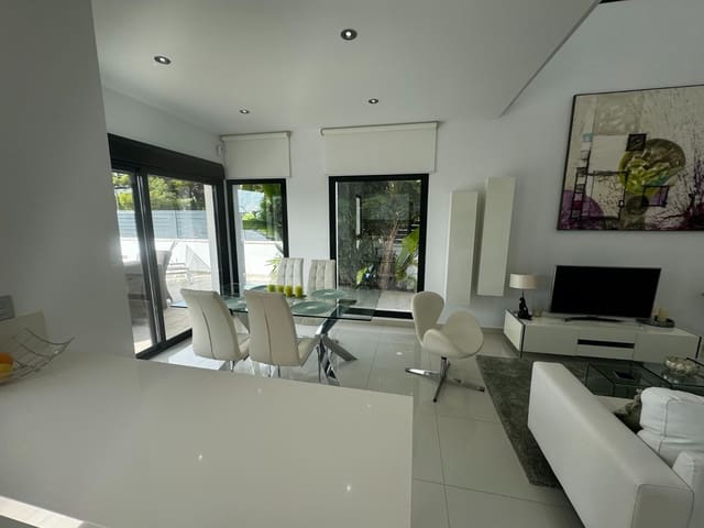 3 Zimmer Villa zu verkaufen in Pinar de Campoverde, Pilar de la Horadada mit Pool - 499.000 € (Ref: 9463887)