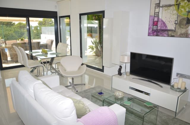 3 Zimmer Villa zu verkaufen in Pinar de Campoverde, Pilar de la Horadada mit Pool - 499.000 € (Ref: 9463887)