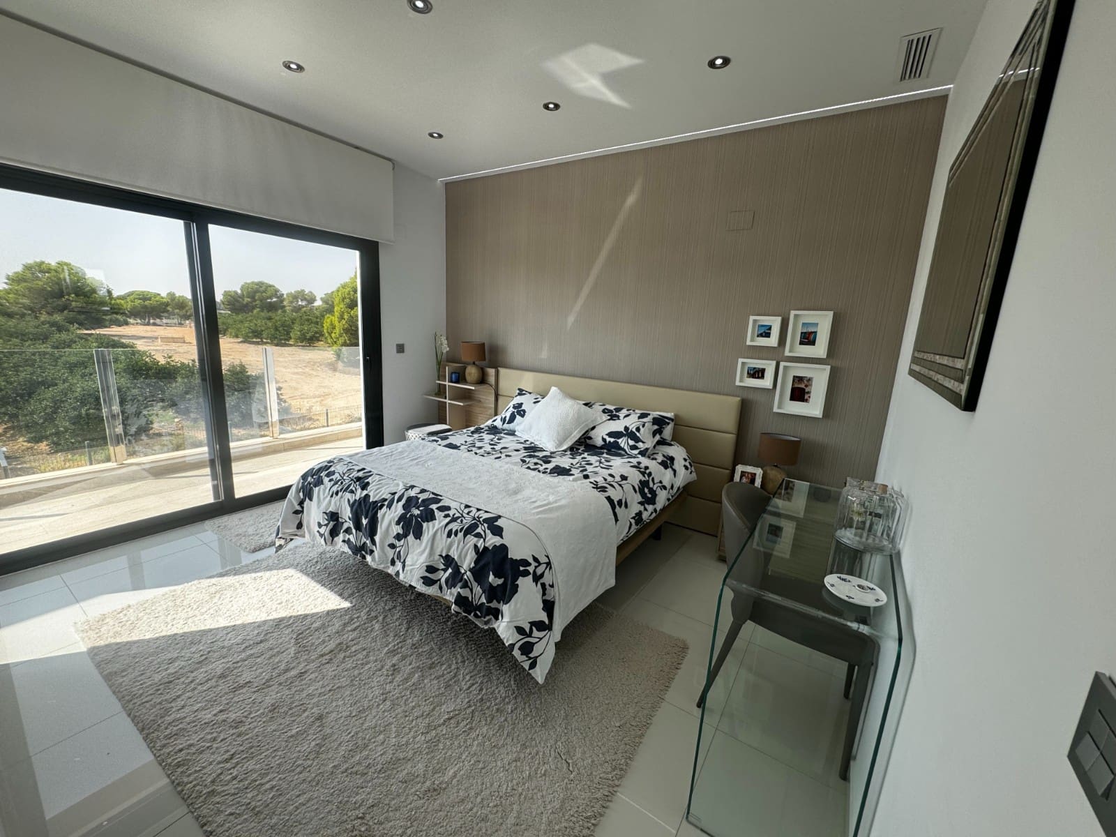 3 Zimmer Villa zu verkaufen in Pilar de la Horadada mit Pool - 499.000 € (Ref: 9463887)