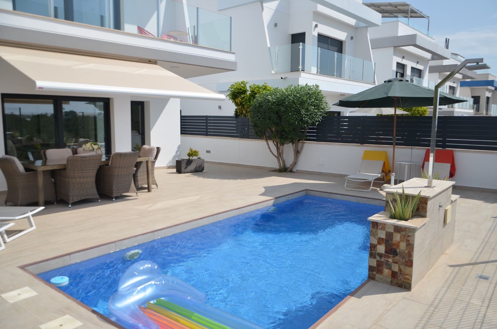 3 Zimmer Villa zu verkaufen in Pilar de la Horadada mit Pool - 499.000 € (Ref: 9463887)