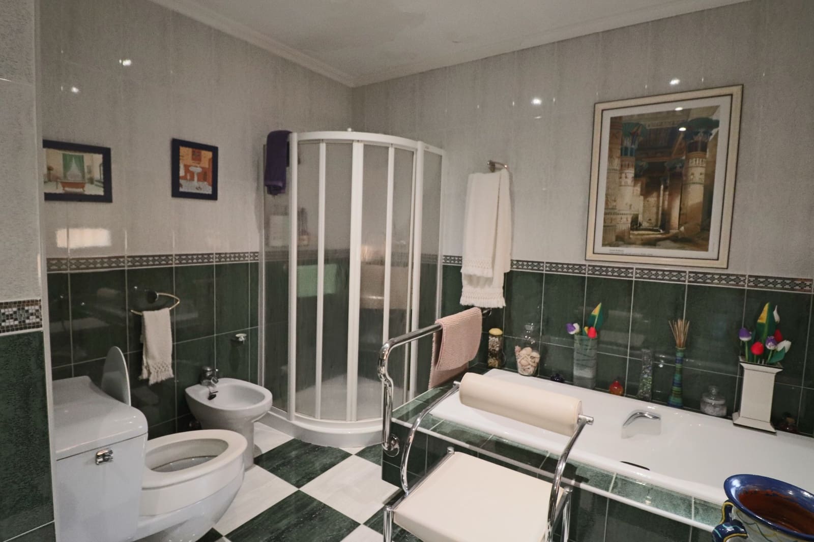 6 bedroom Villa for sale in La Nucia with garage - € 585,000 (Ref: 9463888)