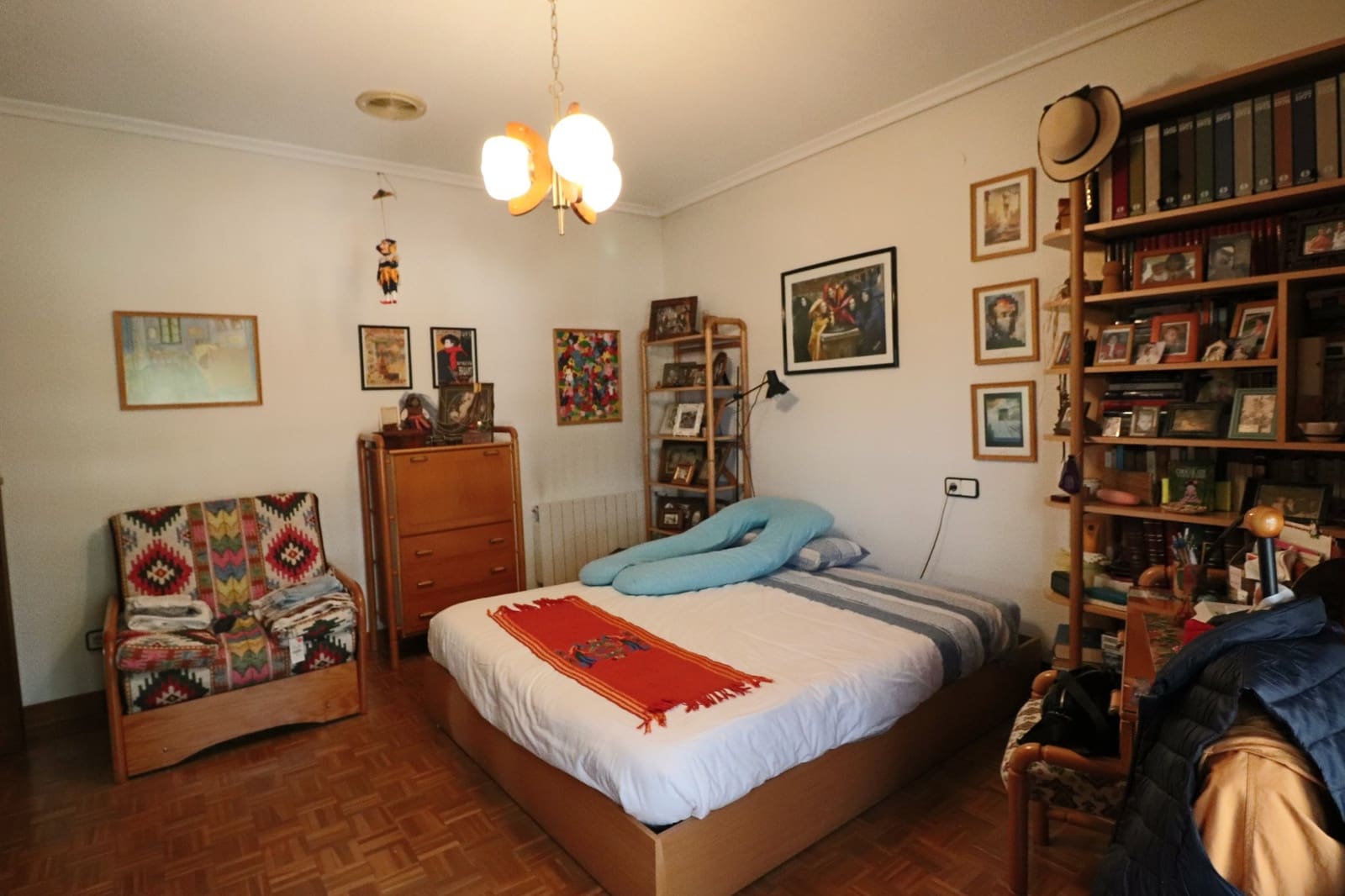 6 bedroom Villa for sale in La Nucia with garage - € 585,000 (Ref: 9463888)