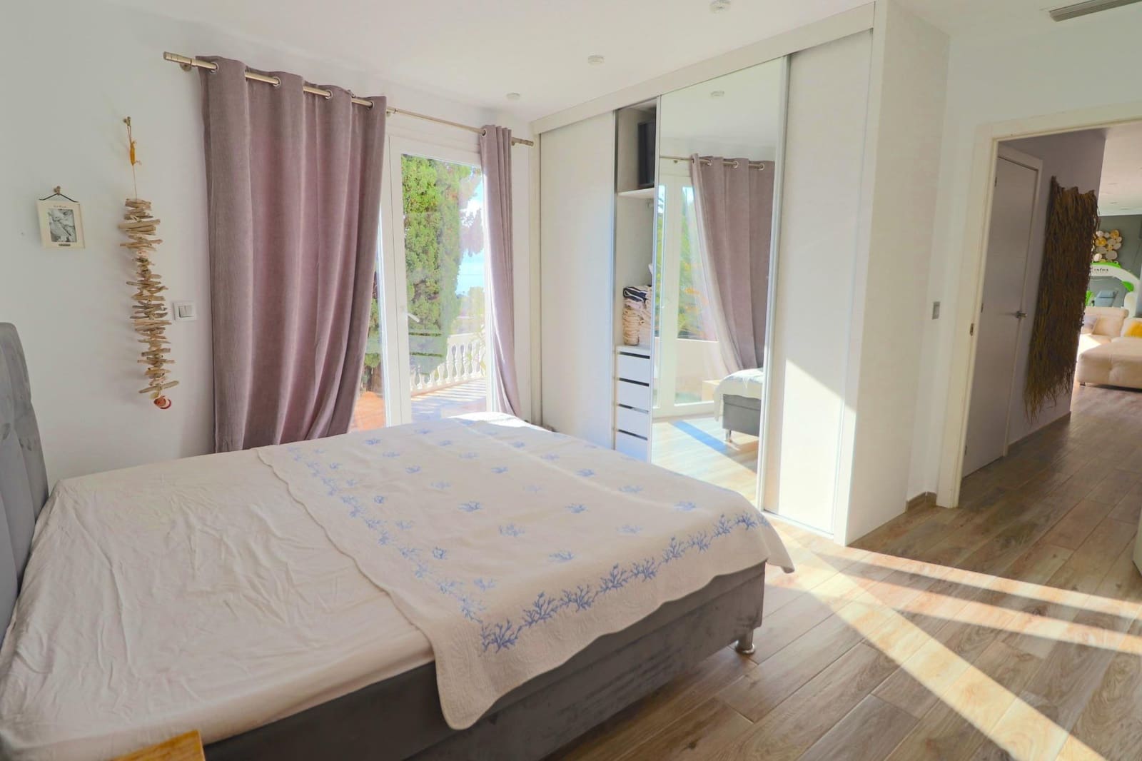 8 slaapkamer Villa te koop in Coveta Fuma met zwembad garage - € 2.200.000 (Ref: 9463889)