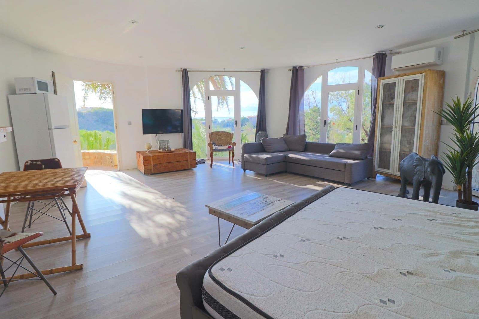 8 slaapkamer Villa te koop in Coveta Fuma met zwembad garage - € 2.200.000 (Ref: 9463889)