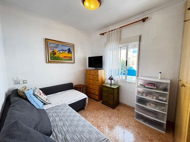 5 chambre Villa/Maison à vendre à Punta Prima, Orihuela avec piscine - 334 000 € (Ref: 9463893)