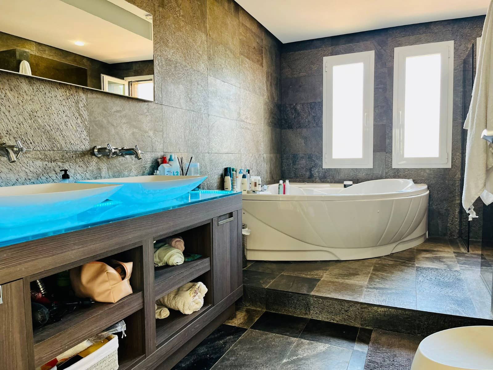 7 bedroom Villa for sale in Benidorm with pool garage - € 1,595,000 (Ref: 9463903)