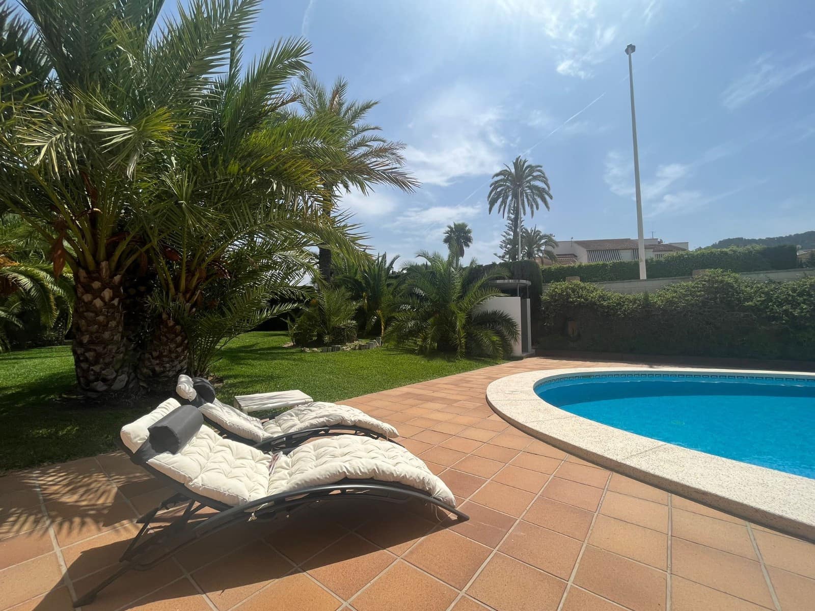 7 bedroom Villa for sale in Benidorm with pool garage - € 1,595,000 (Ref: 9463903)