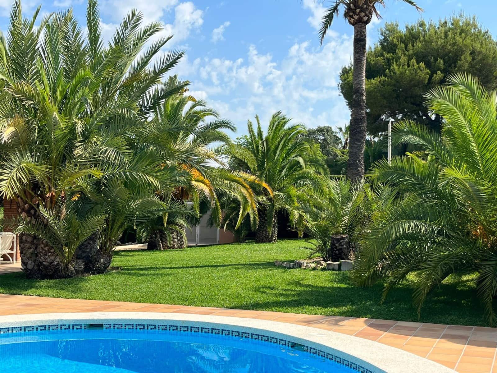 7 bedroom Villa for sale in Benidorm with pool garage - € 1,595,000 (Ref: 9463903)