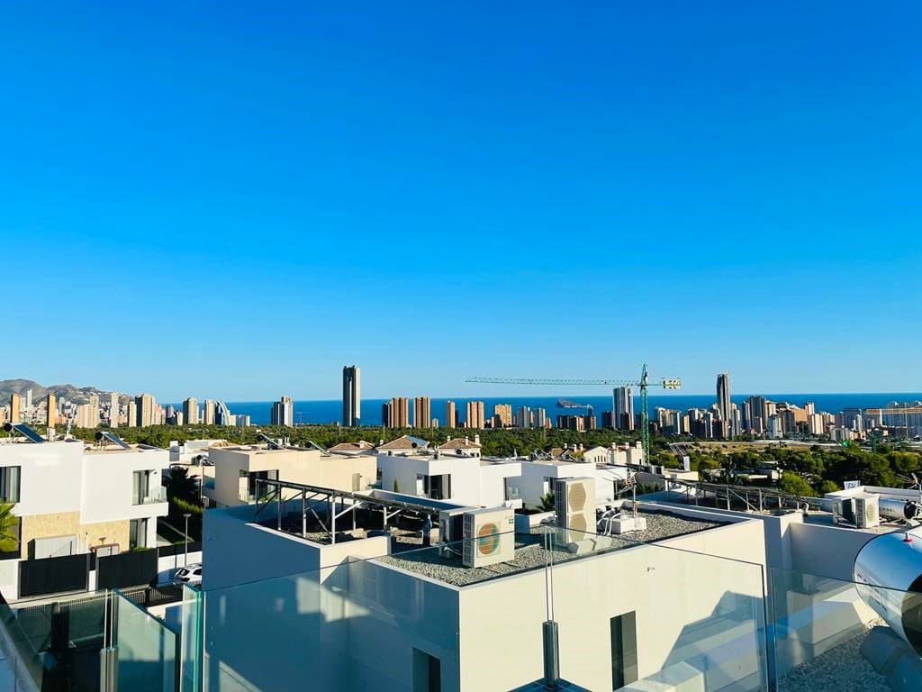 3 soverom Villa til salgs i Finestrat med svømmebasseng garasje - € 840 000 (Ref: 9463904)