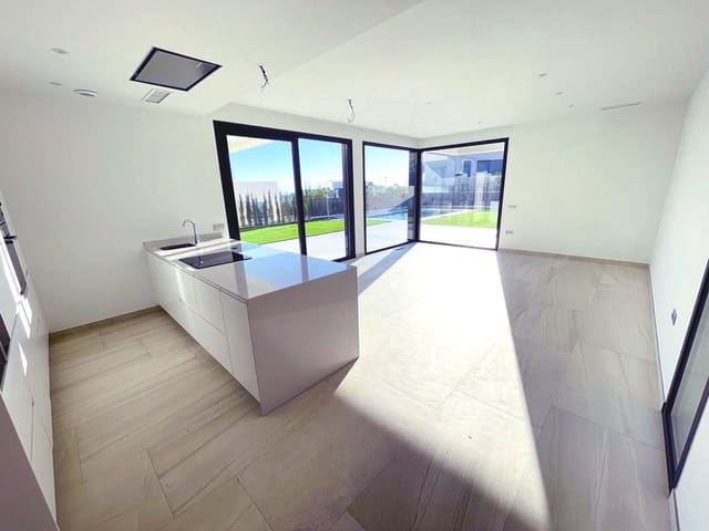 3 makuuhuone Huvila myytävänä paikassa Golf Bahía, Finestrat mukana uima-altaan 
autotalli - 840 000 € (Ref: 9463904)