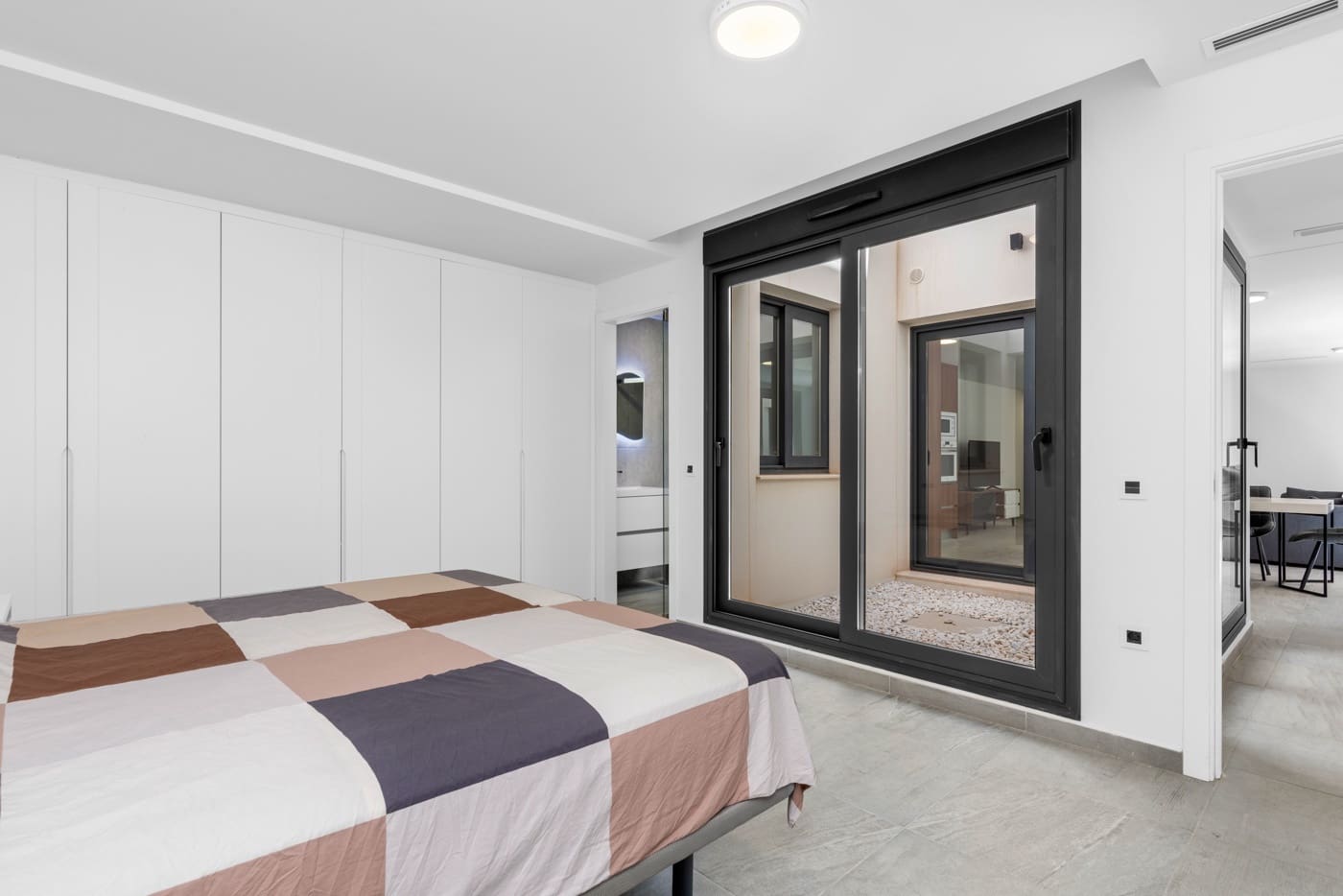 5 slaapkamer Villa te koop in San Miguel de Salinas met zwembad - € 499.990 (Ref: 9463905)