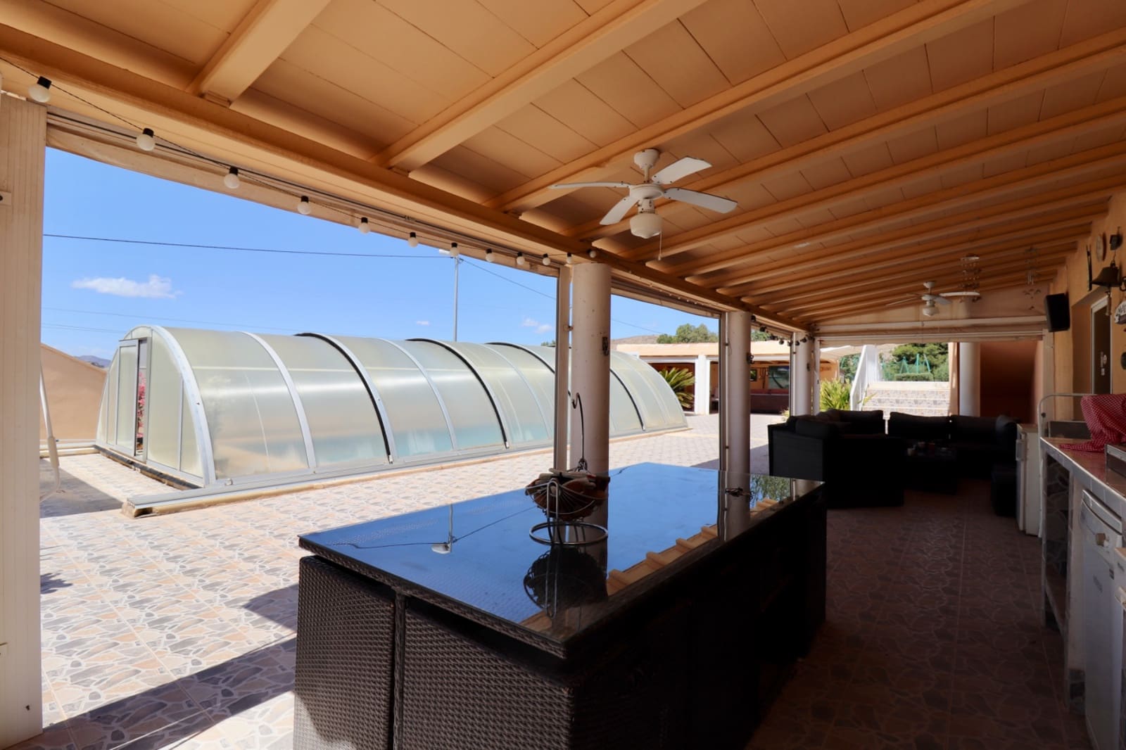 7 bedroom Villa for sale in Alicante / Alacant city with pool garage - € 530,000 (Ref: 9463906)