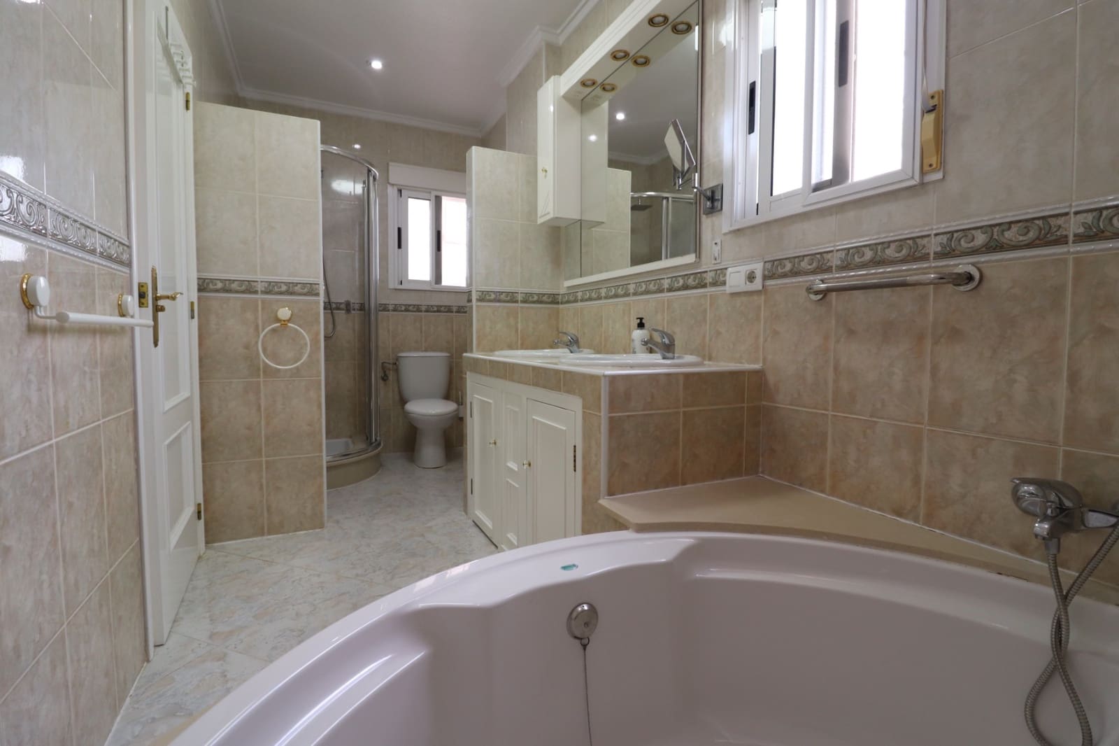 4 camera da letto Villa in vendita in Algorfa con piscina garage - 464.950 € (Rif: 9463907)