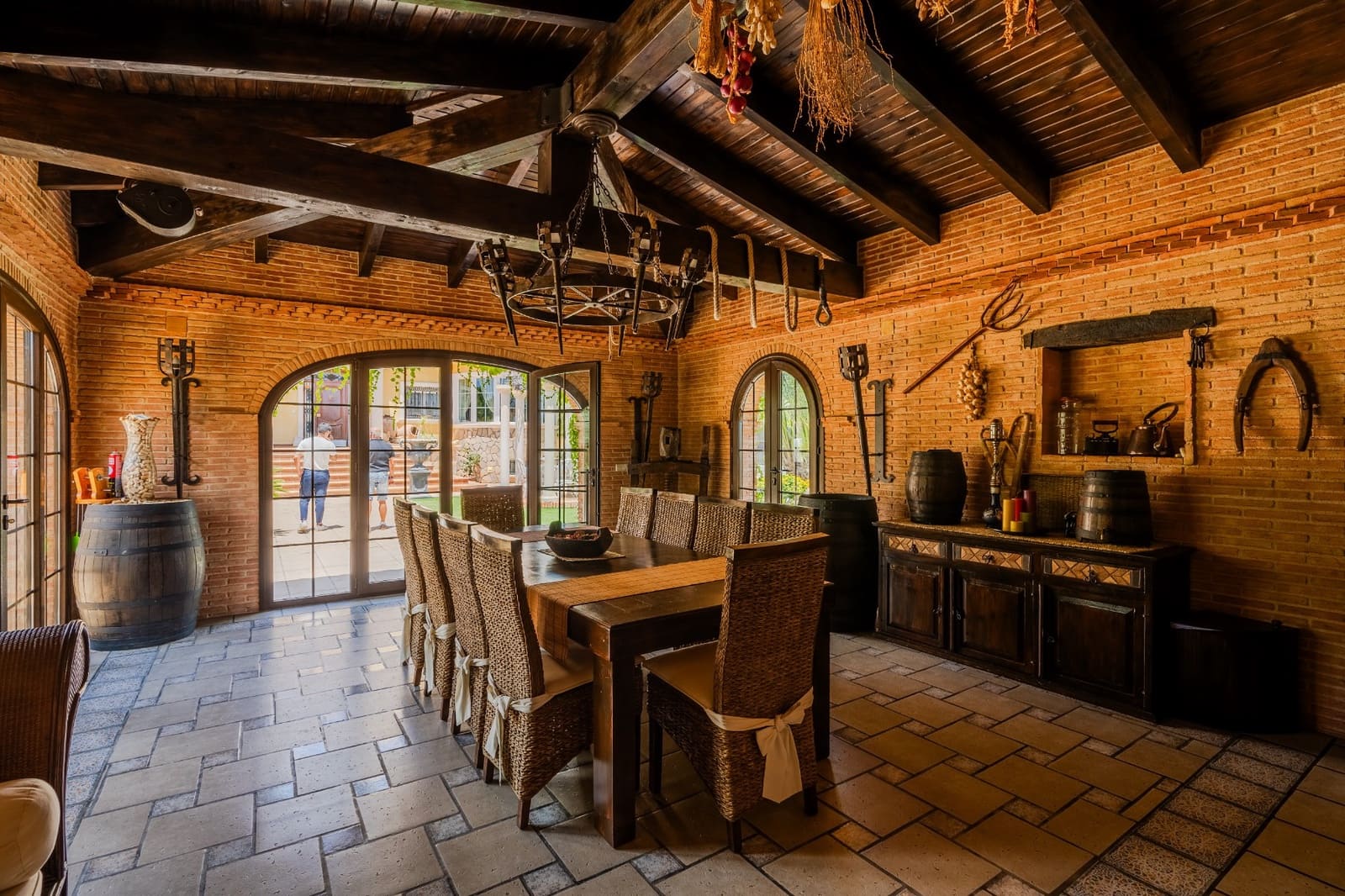 5 quarto Moradia para venda em San Vicente / Sant Vicent del Raspeig com piscina garagem - 850 000 € (Ref: 9463909)