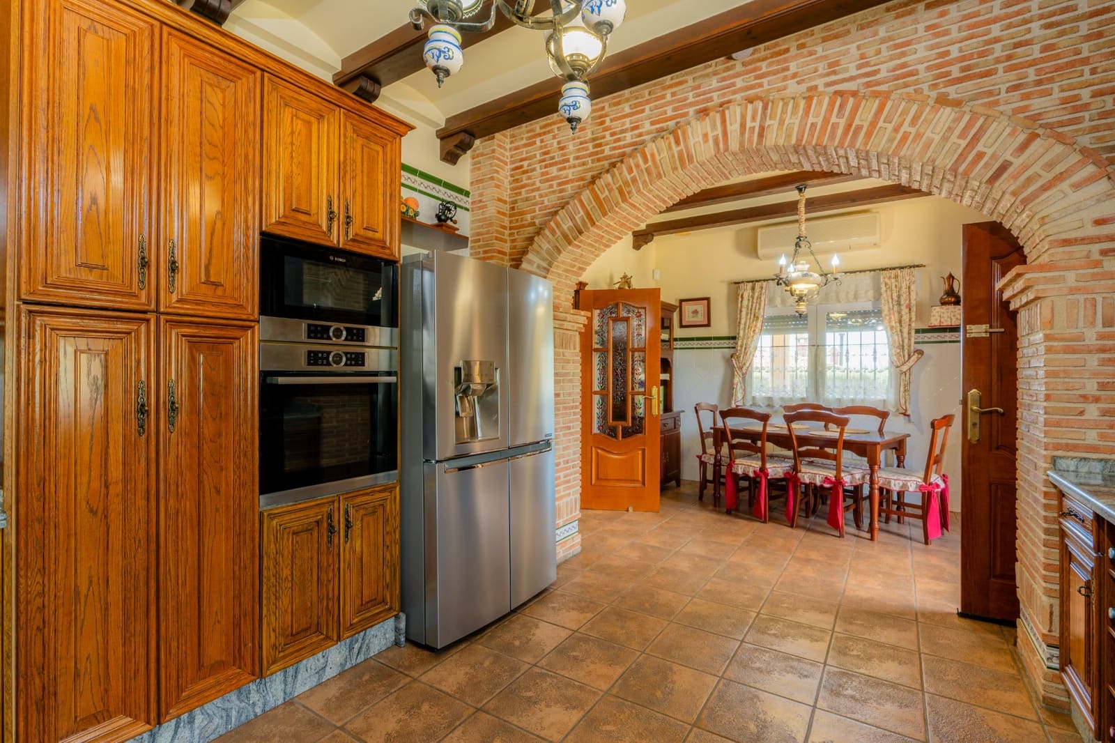 5 quarto Moradia para venda em San Vicente / Sant Vicent del Raspeig com piscina garagem - 850 000 € (Ref: 9463909)