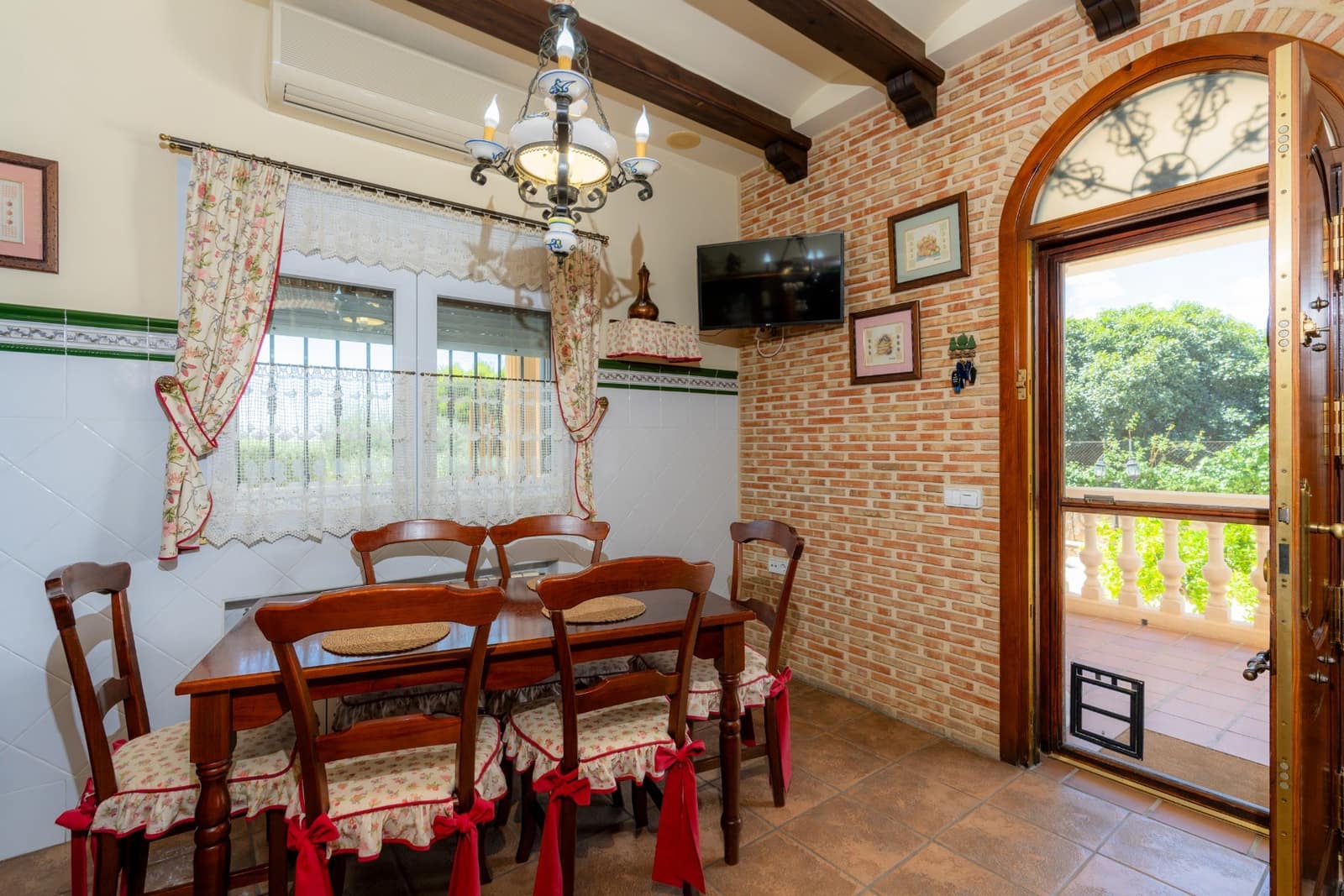 5 quarto Moradia para venda em San Vicente / Sant Vicent del Raspeig com piscina garagem - 850 000 € (Ref: 9463909)