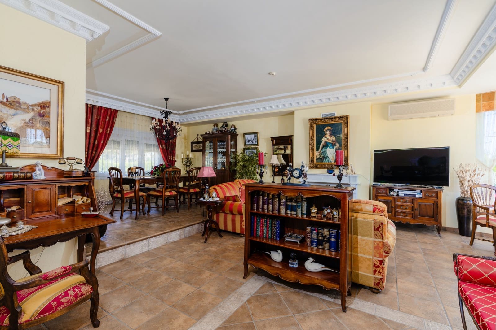 5 quarto Moradia para venda em San Vicente / Sant Vicent del Raspeig com piscina garagem - 850 000 € (Ref: 9463909)