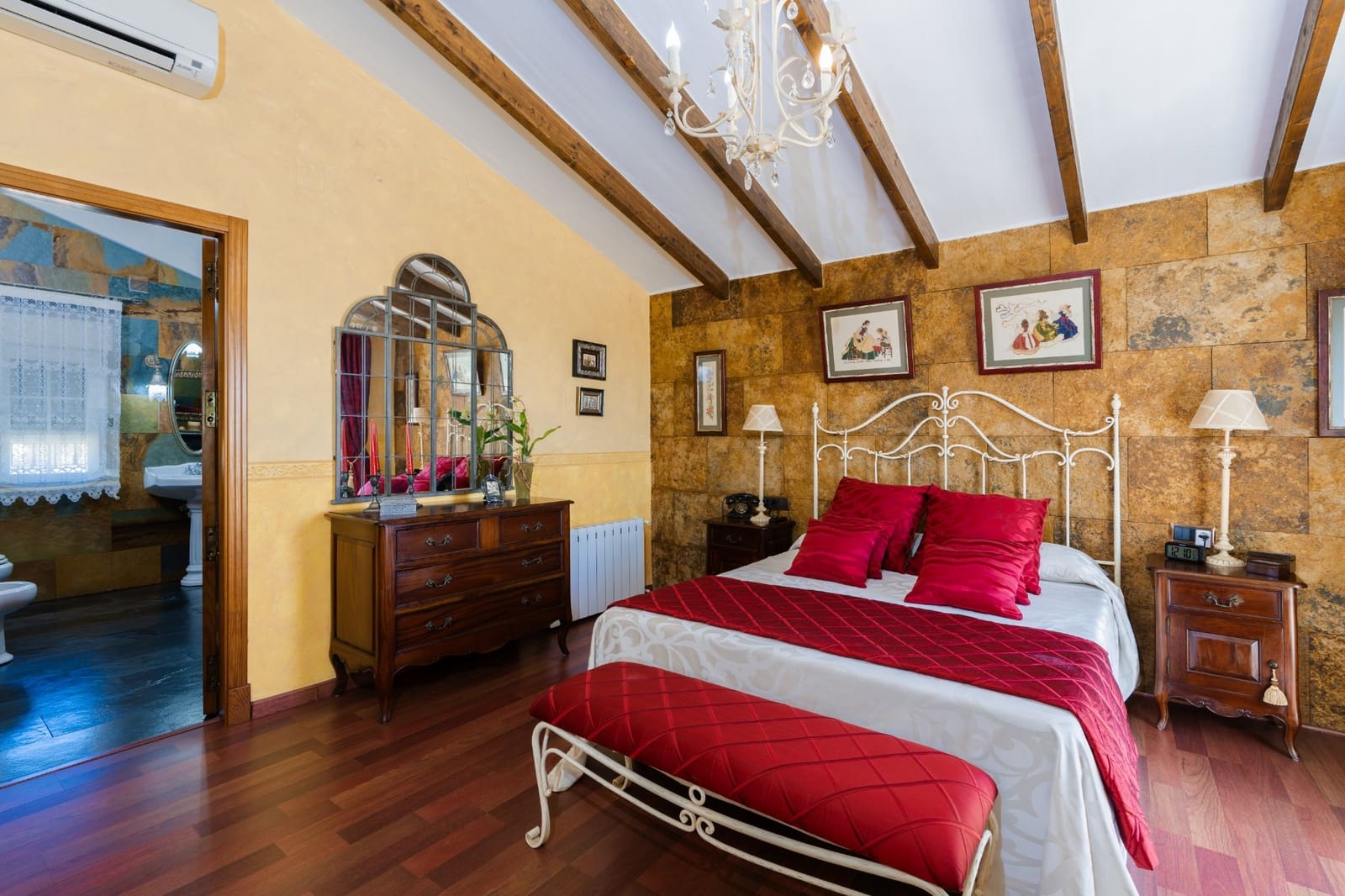 5 quarto Moradia para venda em San Vicente / Sant Vicent del Raspeig com piscina garagem - 850 000 € (Ref: 9463909)