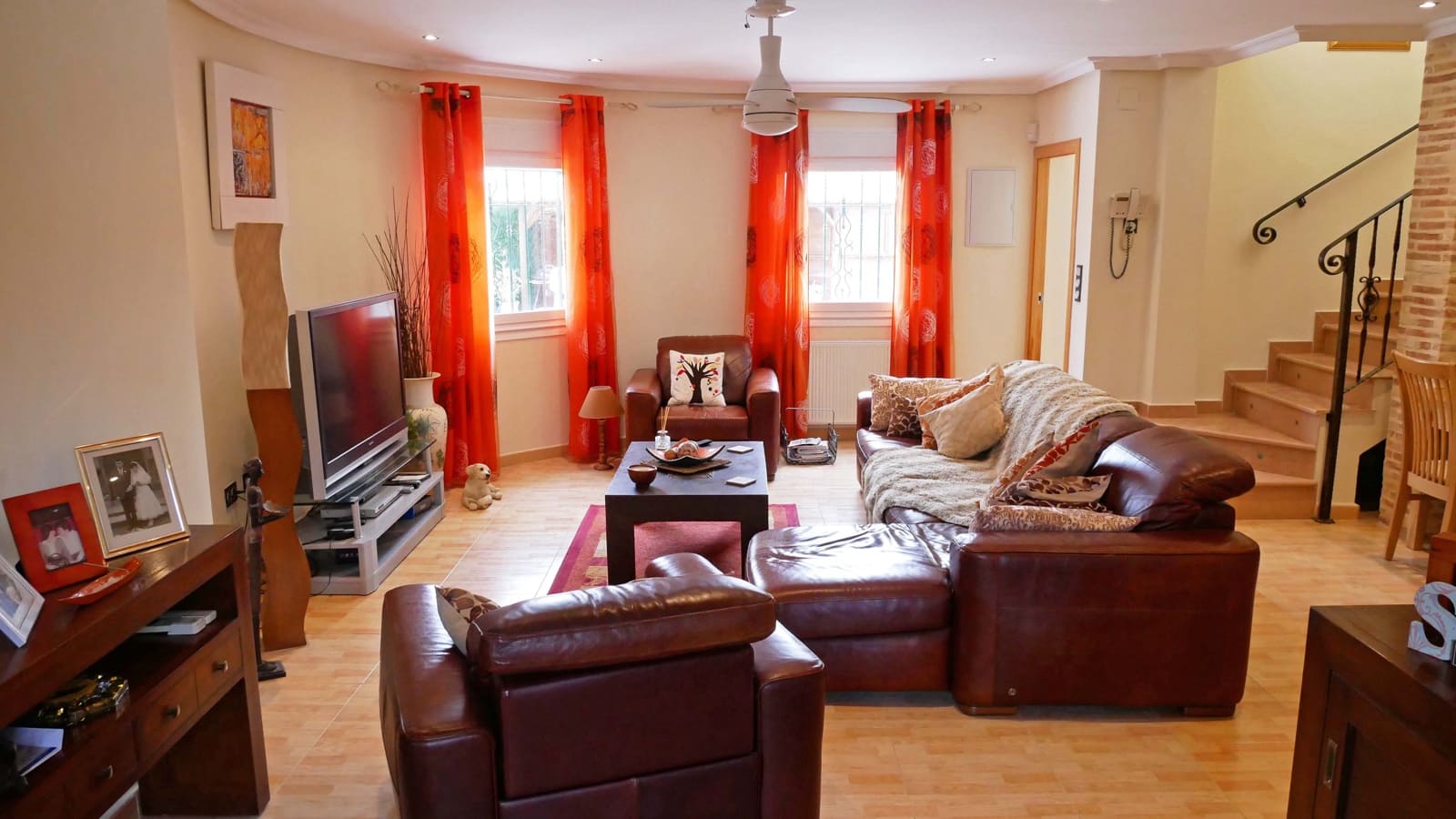 6 soveværelse Villa til salg i El Chaparral med swimmingpool garage - € 750.000 (Ref: 9463911)