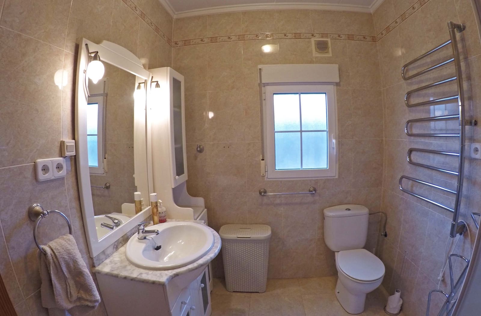 6 soveværelse Villa til salg i El Chaparral med swimmingpool garage - € 750.000 (Ref: 9463911)