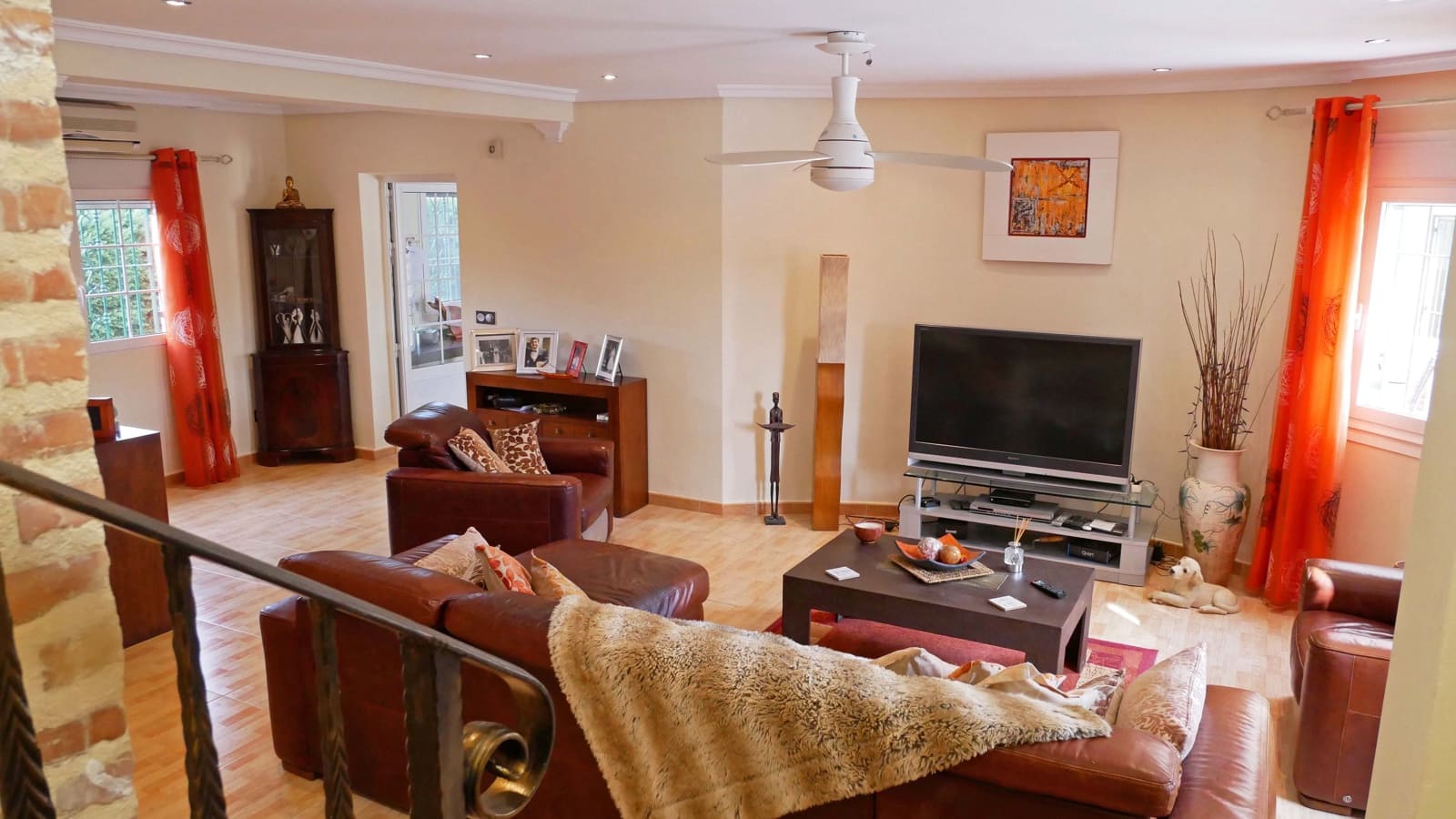 6 soveværelse Villa til salg i El Chaparral med swimmingpool garage - € 750.000 (Ref: 9463911)