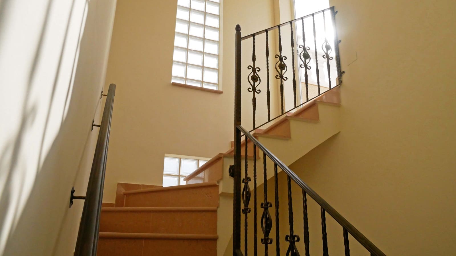 6 soveværelse Villa til salg i El Chaparral med swimmingpool garage - € 750.000 (Ref: 9463911)