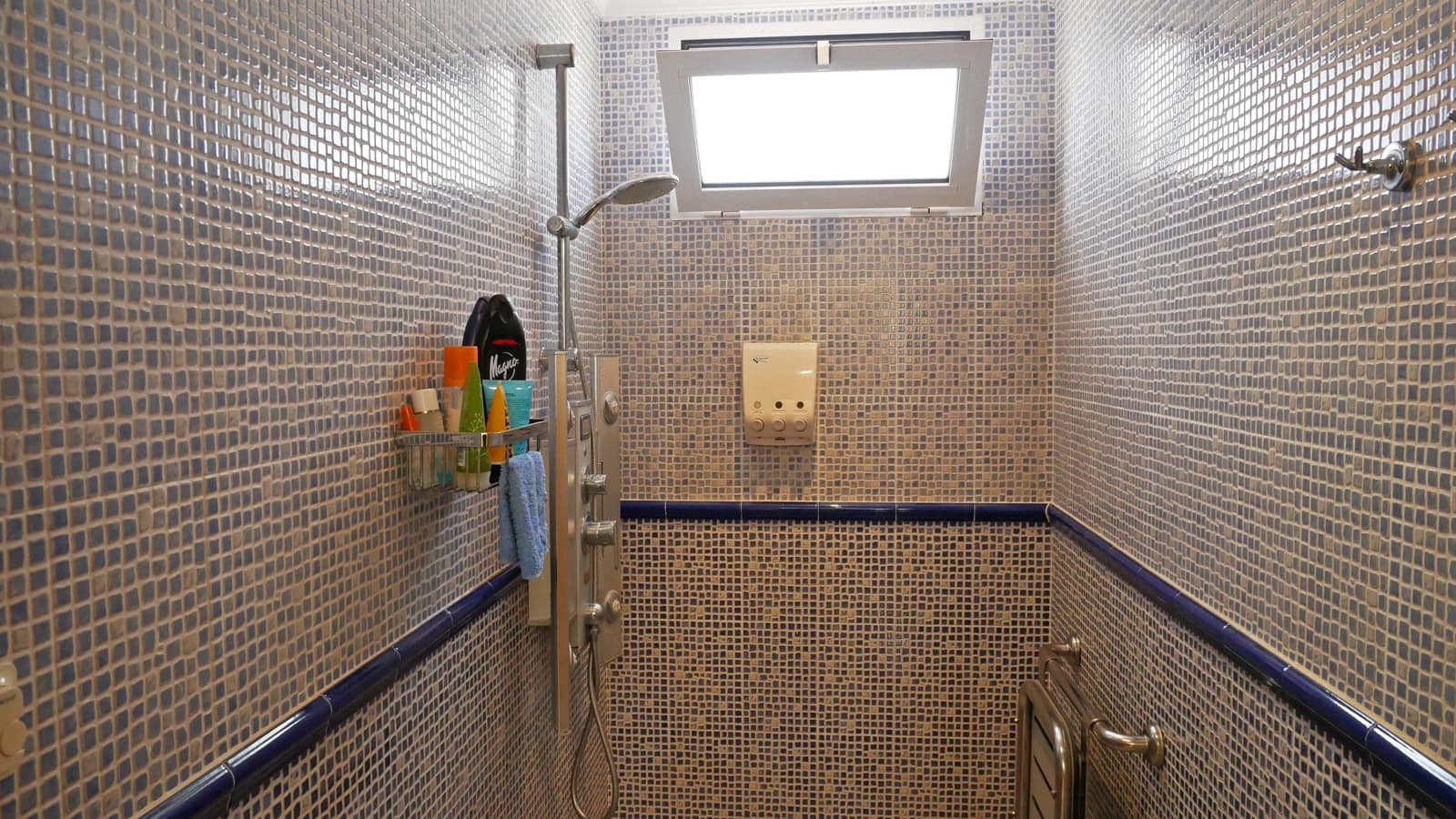 6 soveværelse Villa til salg i El Chaparral med swimmingpool garage - € 750.000 (Ref: 9463911)