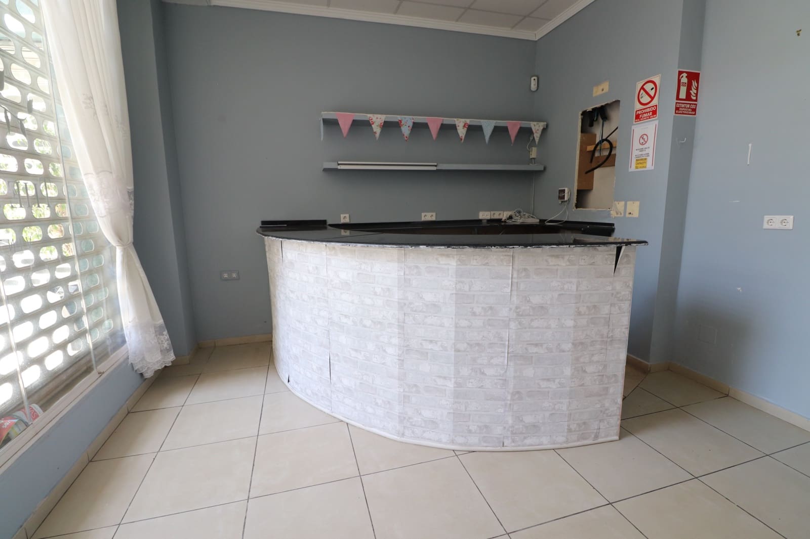 Commercial for sale in Benijofar - € 114,950 (Ref: 9463916)