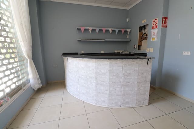 Comercial para venda em Benijófar - 114 950 € (Ref: 9463916)