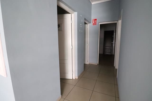 Comercial para venda em Benijófar - 114 950 € (Ref: 9463916)