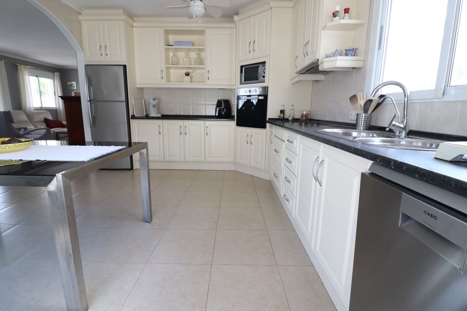 3 slaapkamer Villa te koop in Algorfa met zwembad garage - € 585.000 (Ref: 9463918)