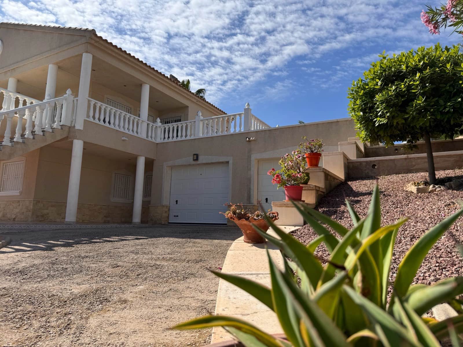 3 slaapkamer Villa te koop in Algorfa met zwembad garage - € 585.000 (Ref: 9463918)