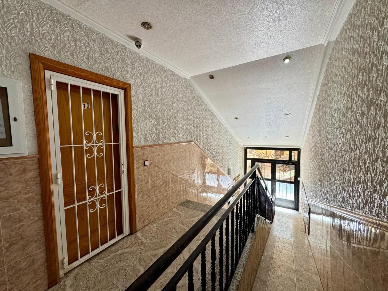 2 sypialnia Penthouse na sprzedaż w Torrevieja z basenem - 140 000 € (Ref: 9463919)