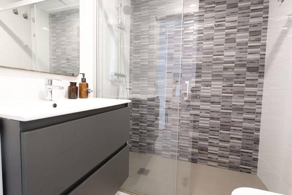 Bungalow de 2 habitaciones en Pilar de la Horadada en venta con piscina garaje - 223.000 € (Ref: 9463925)