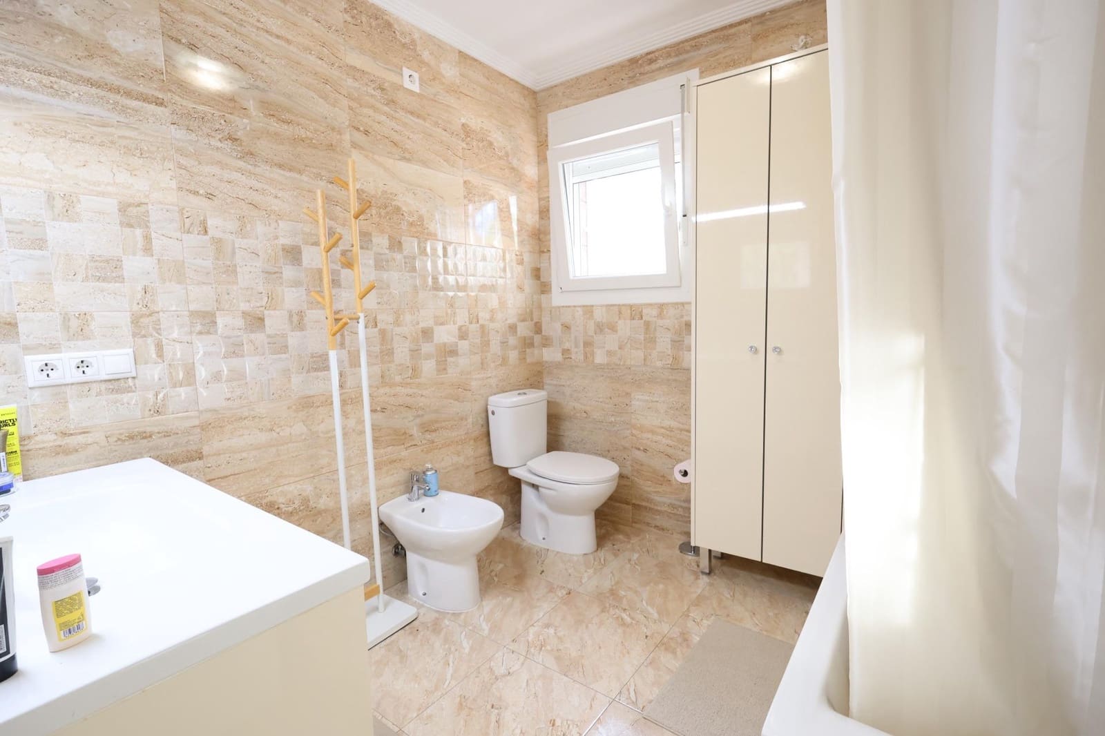 5 bedroom Villa for sale in Los Balcones with pool garage - € 930,000 (Ref: 9463927)