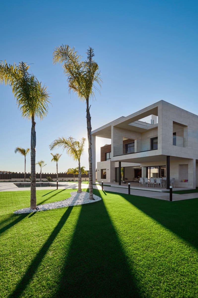 7 bedroom Villa for sale in Molina de Segura with garage - € 1,280,000 (Ref: 9463940)
